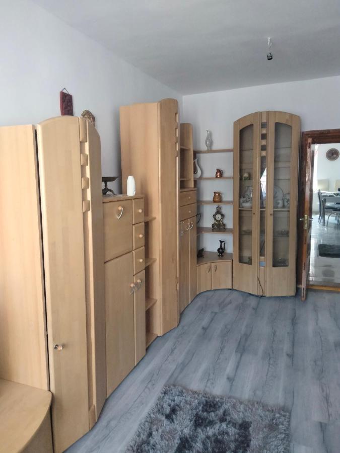 Apartament Geo Nehoiu Εξωτερικό φωτογραφία